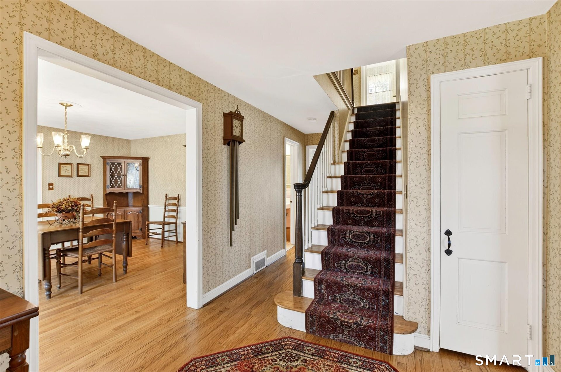 89 Hop Brook Road Simsbury, CT 06070 - Photo 12 of 40