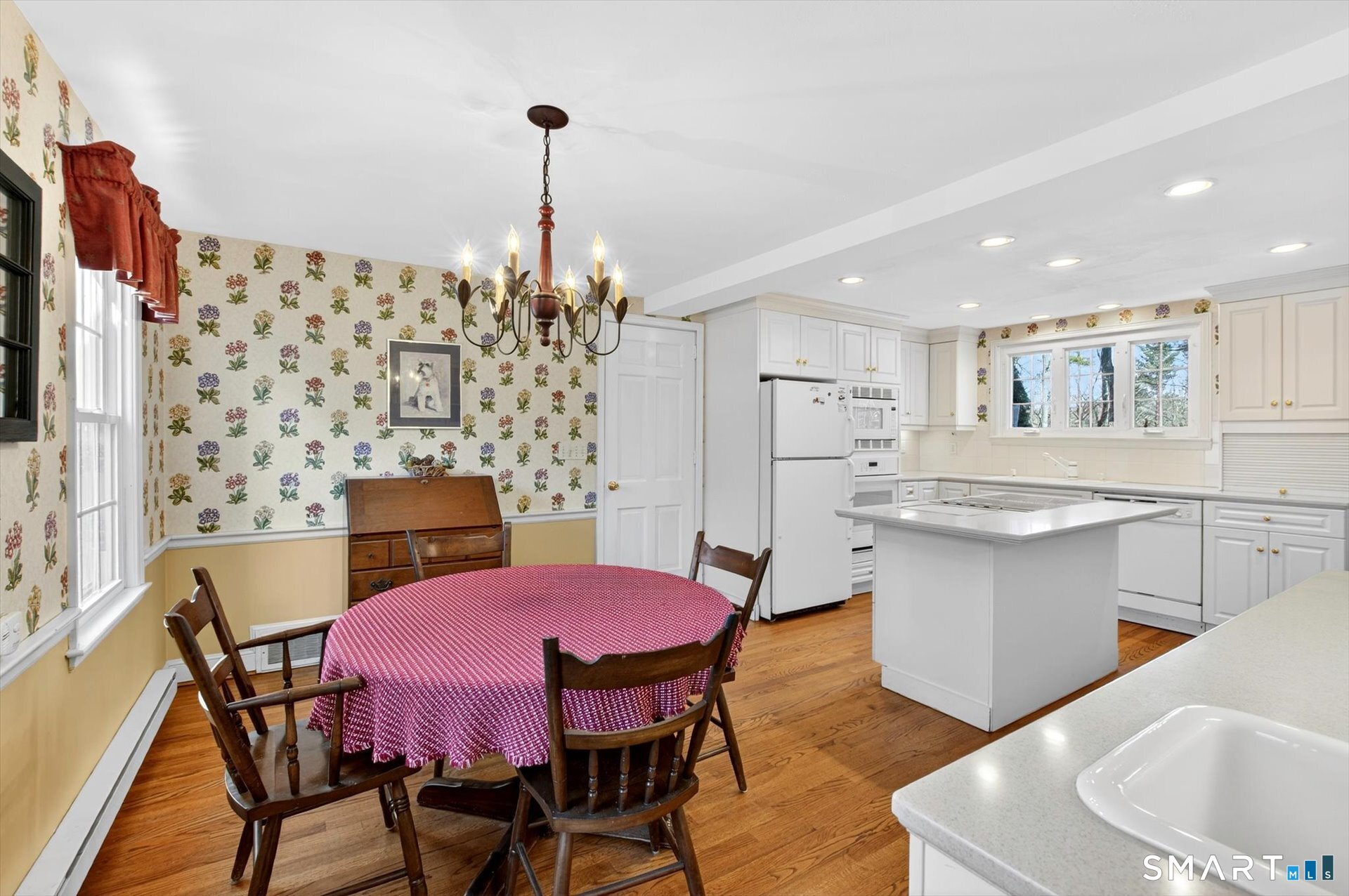 89 Hop Brook Road Simsbury, CT 06070 - Photo 22 of 40