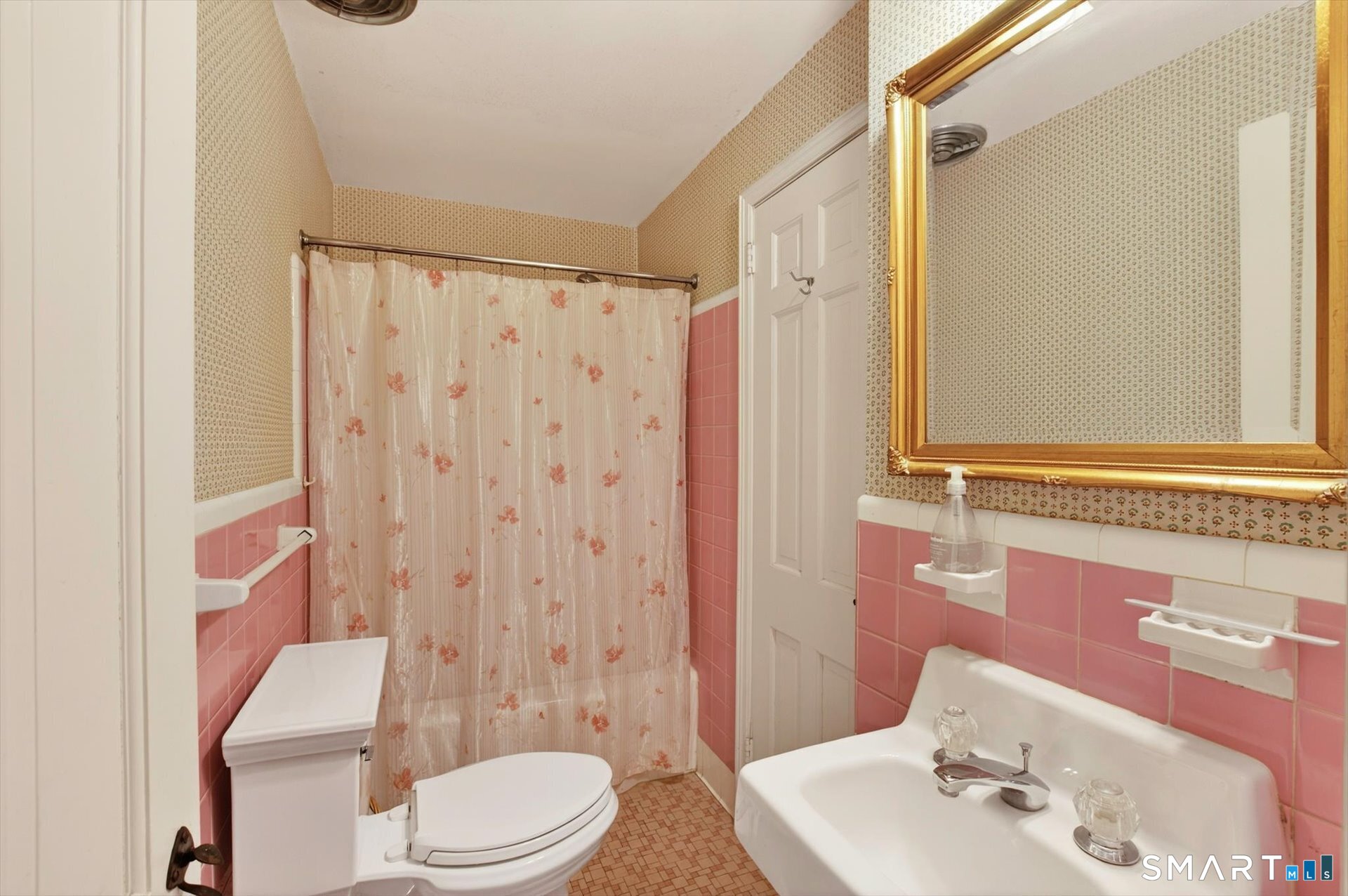 89 Hop Brook Road Simsbury, CT 06070 - Photo 26 of 40