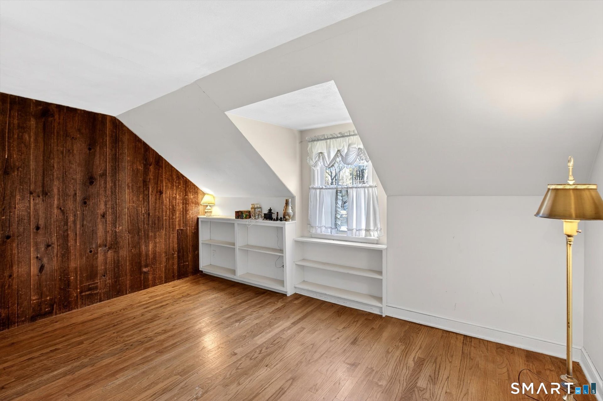 89 Hop Brook Road Simsbury, CT 06070 - Photo 33 of 40