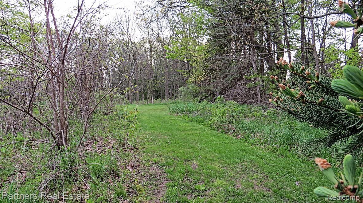 4524 Pinckney Road Howell, MI 48843 - Photo 47 of 58 25a. 4524 Pinckney Rd property