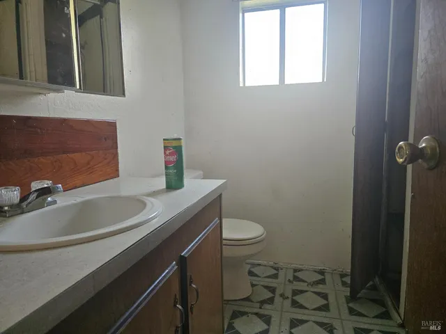 $10,000 | 375 East Highway 20, Upper Lake, CA 95485