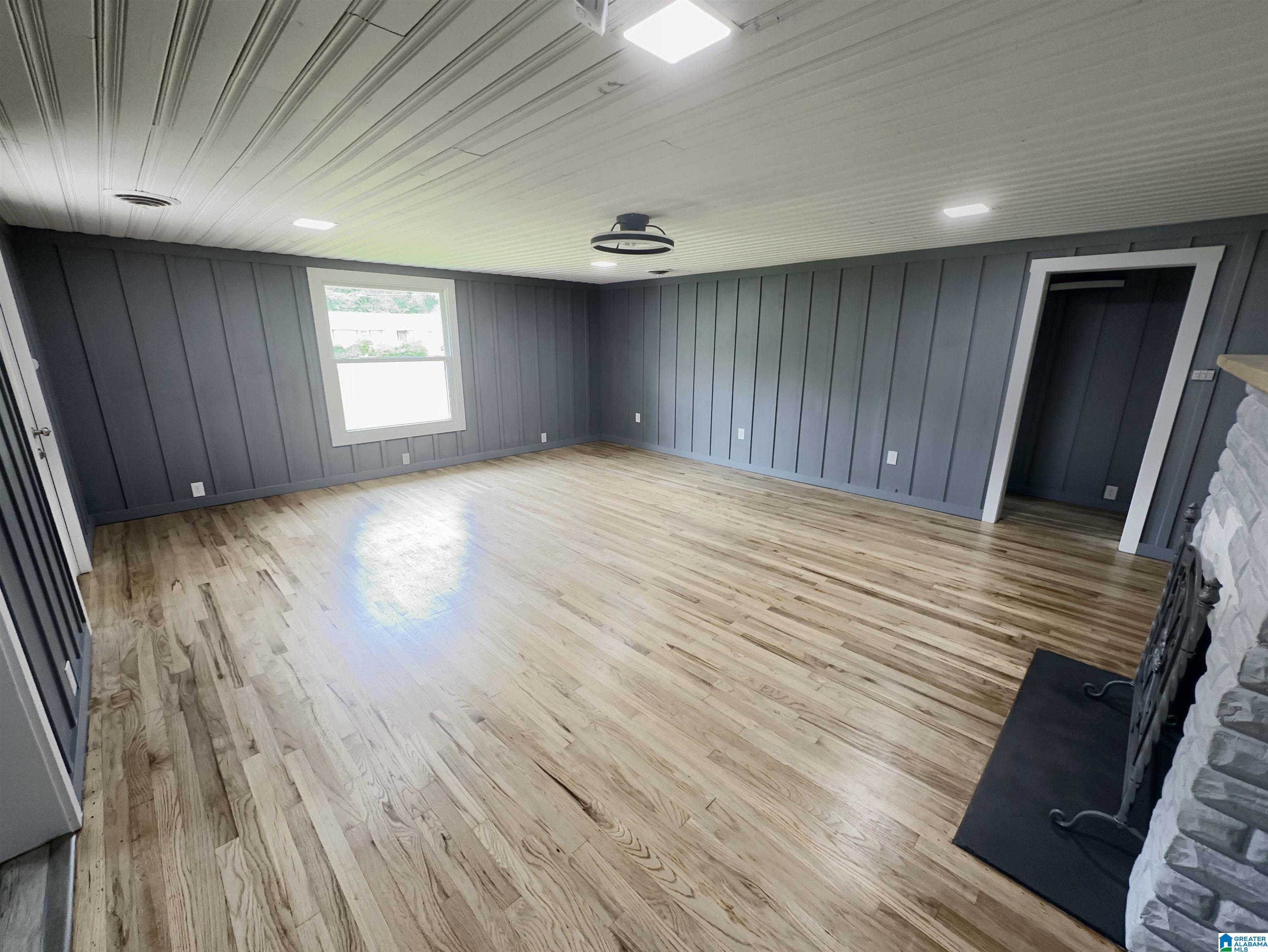 546 Brecon Access Road Talladega, AL 35160 - Photo 4 of 27