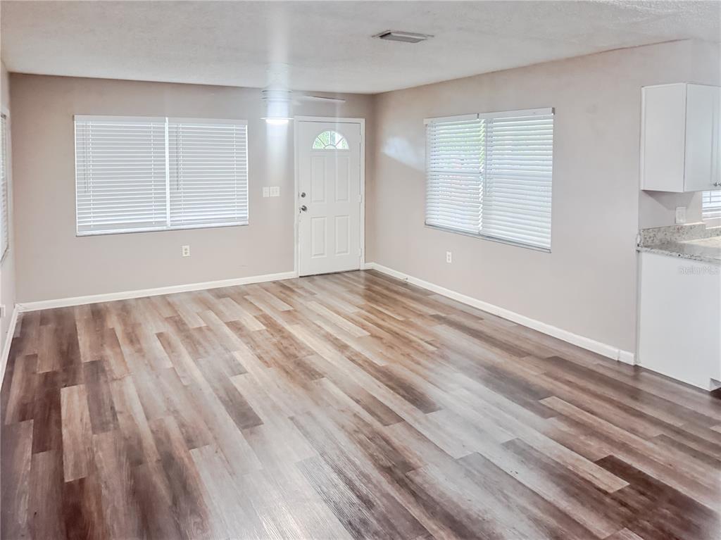 1110 Vonderay Road Orlando, FL 32825 - Photo 2 of 16
