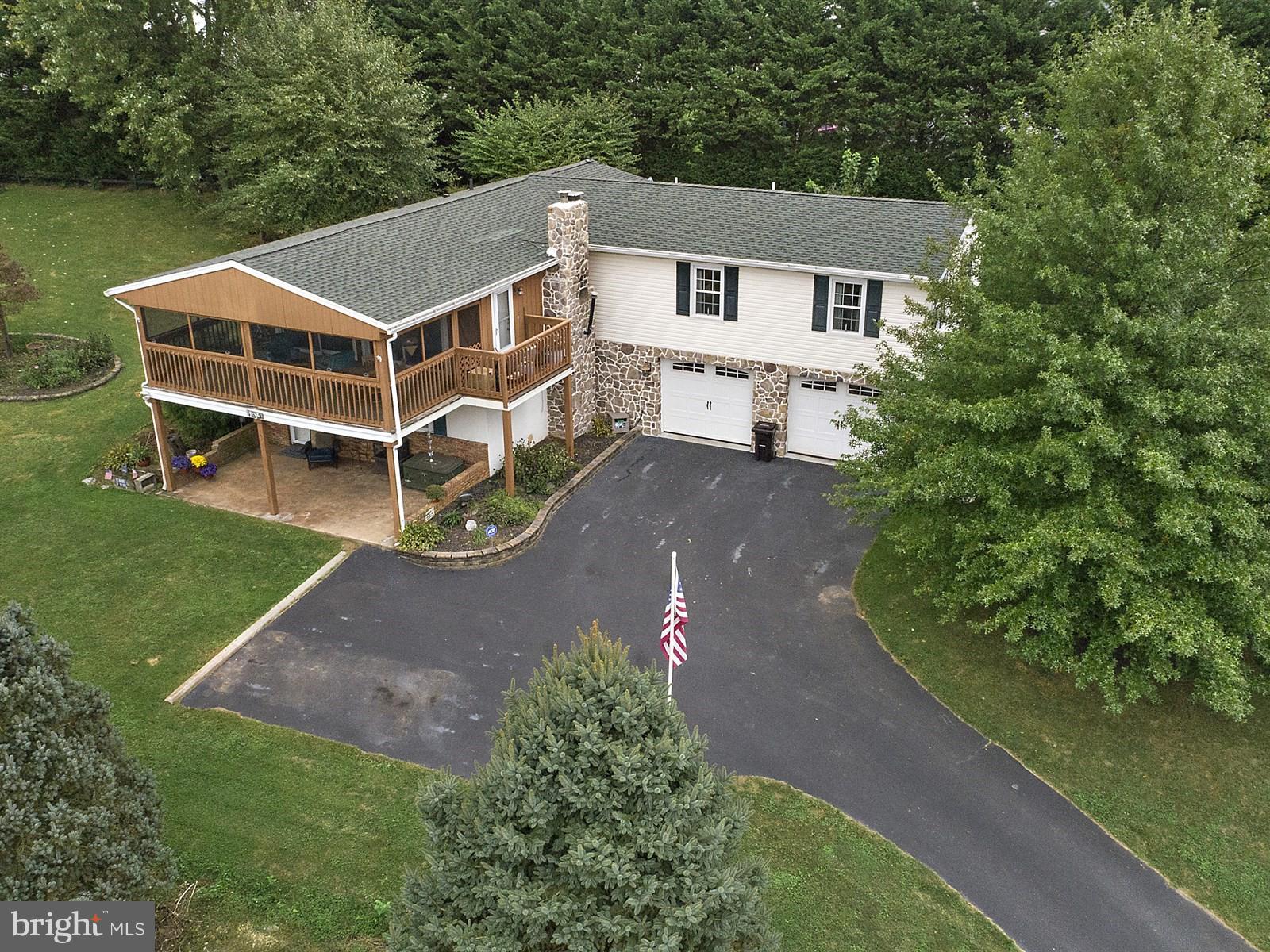 1109 Lombard Rd