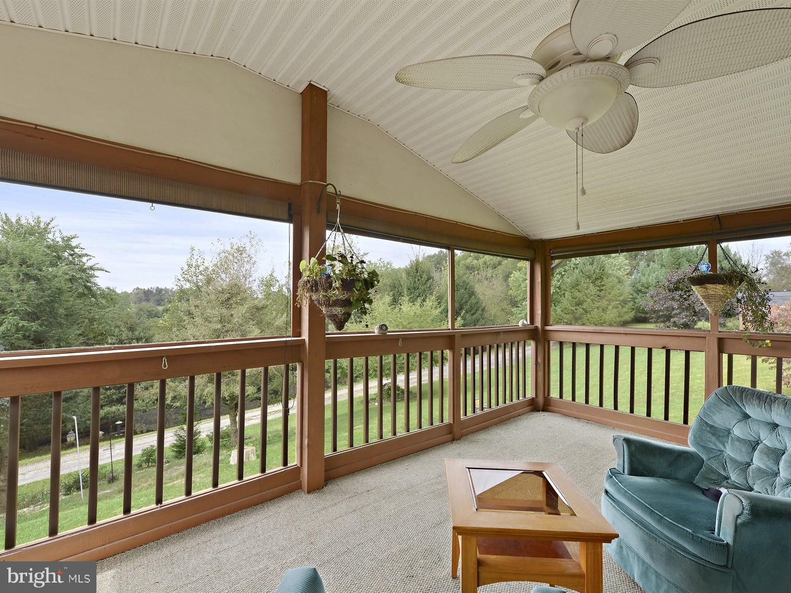 1109 Lombard Road Red Lion, PA 17356 - Photo 10 of 30 Outdoor living room
