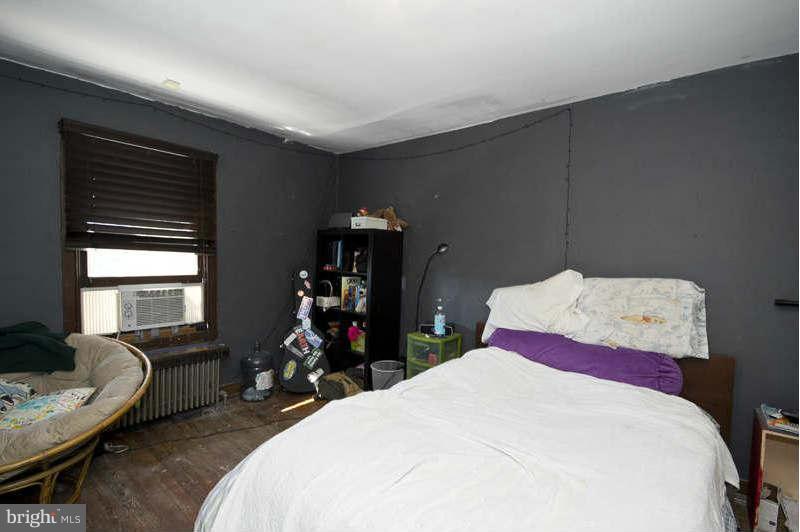 3627 Roland Avenue Baltimore, MD 21211 - Photo 20 of 28 Bedroom