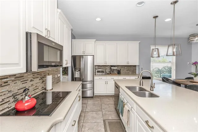 $585,000 | 3996 Prairie Reserve Boulevard, Orlando, FL 32824