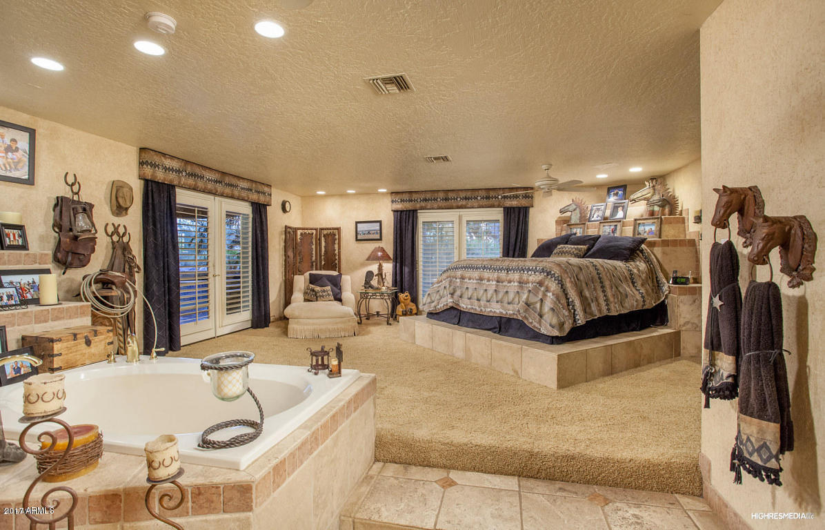 14945 West Jomax Road Surprise, AZ 85387 - Photo 10 of 27 20160823034216931745000000-o