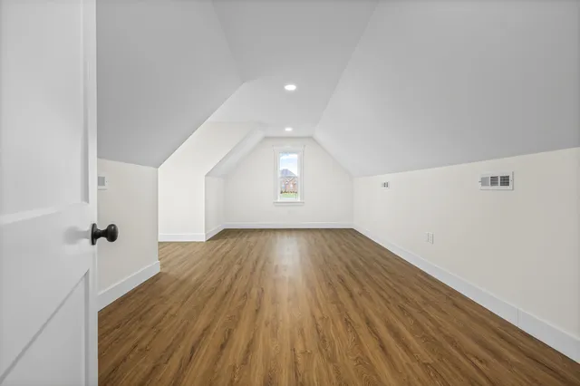 $589,900 | 102 North Victoria Lane, Tullahoma, TN 37388