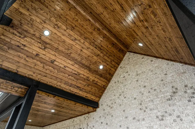 $589,900 | 102 North Victoria Lane, Tullahoma, TN 37388