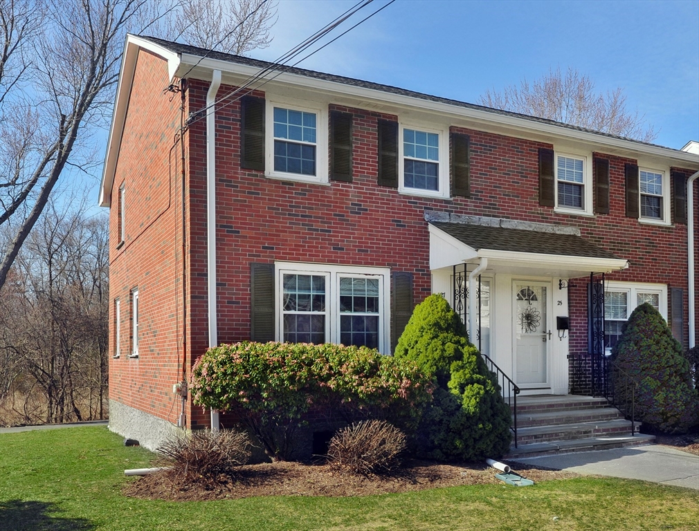 27 Clough Road, Unit 27 Dedham, MA 02026 - Photo 17 of 17