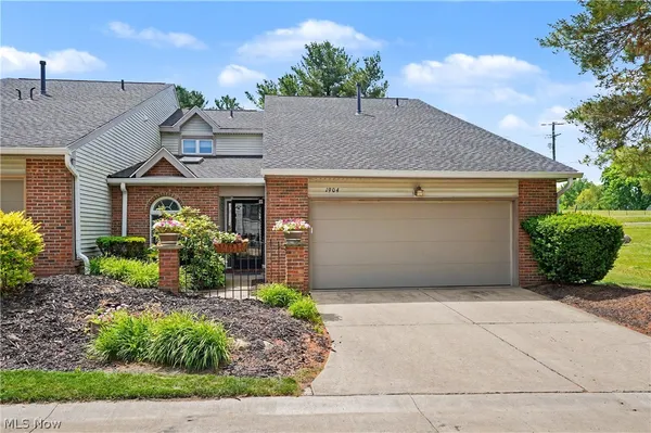 $287,000 | 1904 Indian Hills Trail, Akron, OH 44313
