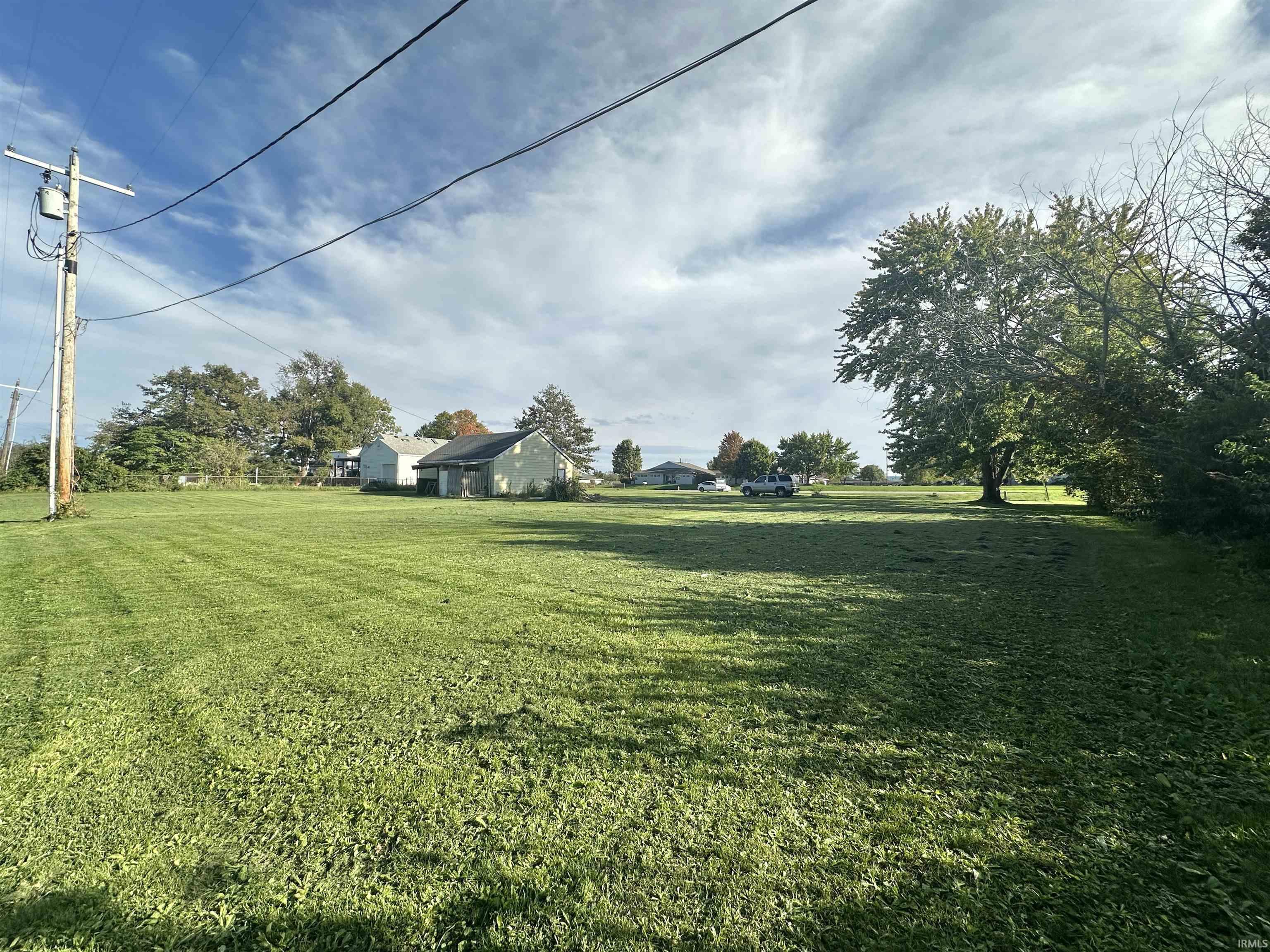 1424 West Cook Road Fort Wayne, IN 46825 - Photo 4 of 8 Gallery Image 4