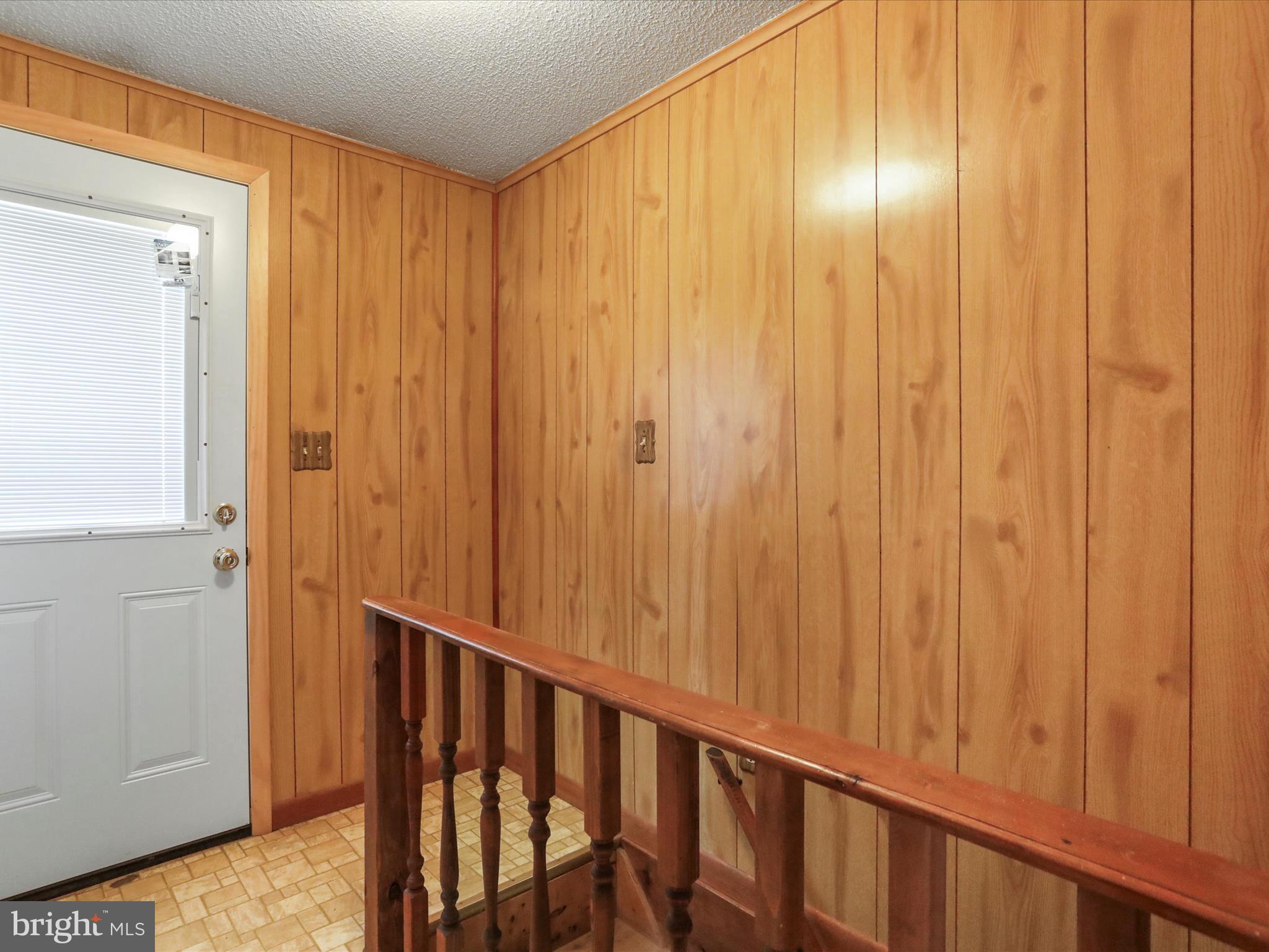 101 Carvers Way Falling Waters, WV 25419 - Photo 23 of 37 a view of a hallway