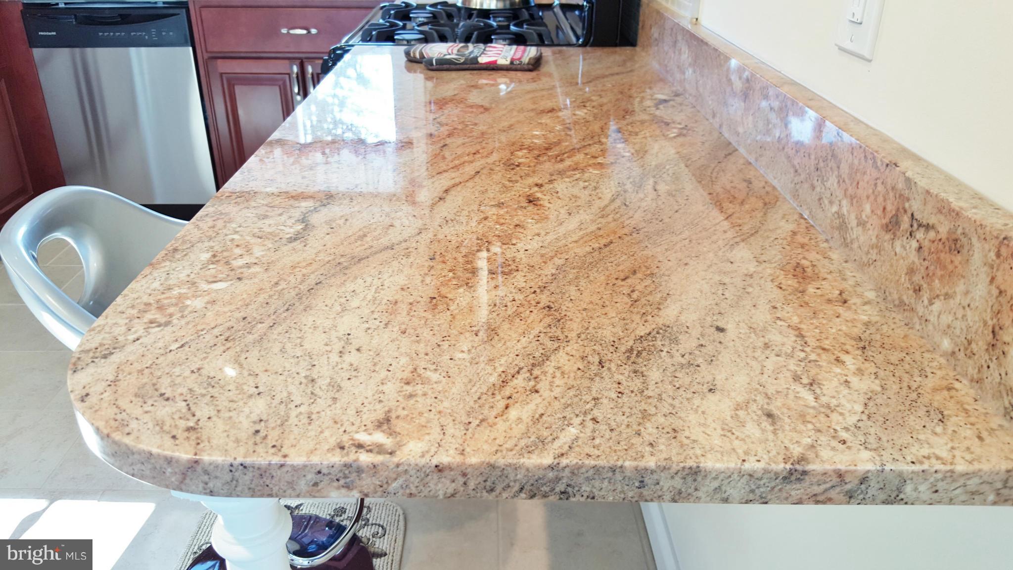7810 Blue Grass Road Baltimore, MD 21237 - Photo 19 of 30 Granite Breakfast Bar