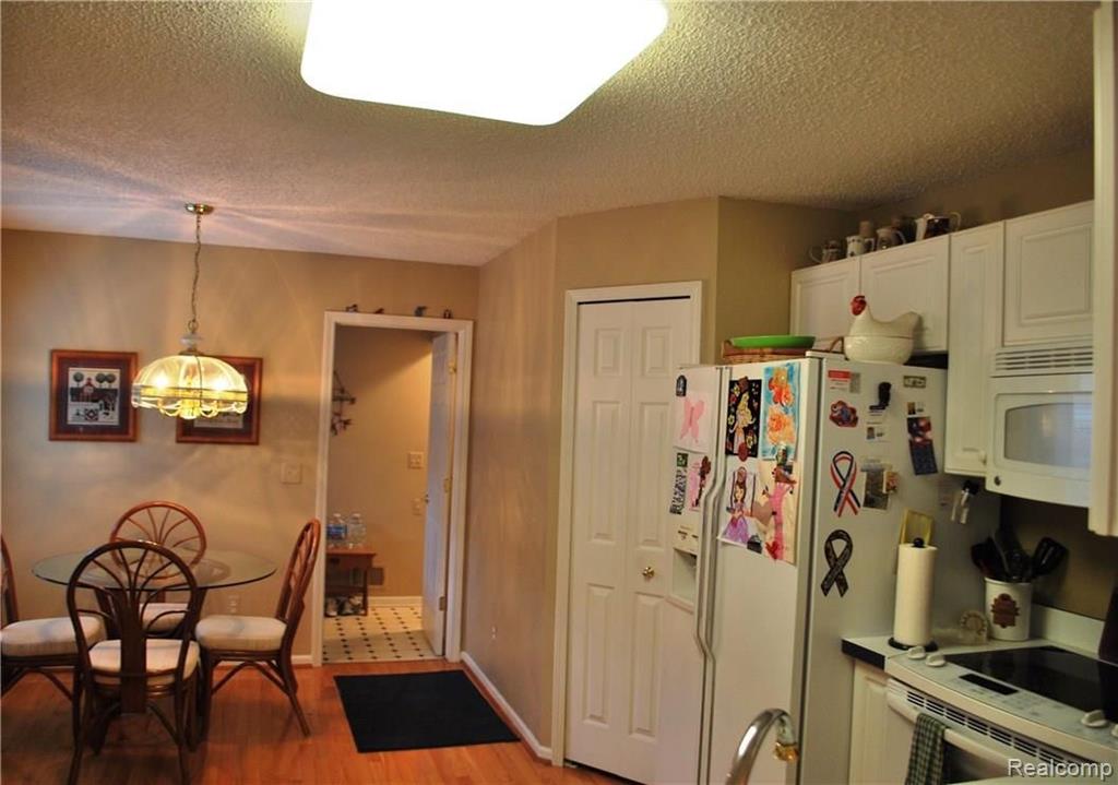 21630 River Ridge, Unit 202 Farmington, MI 48335 - Photo 10 of 35