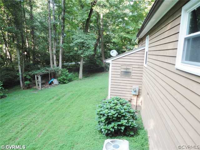 6984 Sandy Ridge Road Hopewell, VA 23860 - Photo 3 of 10 Exterior Back
