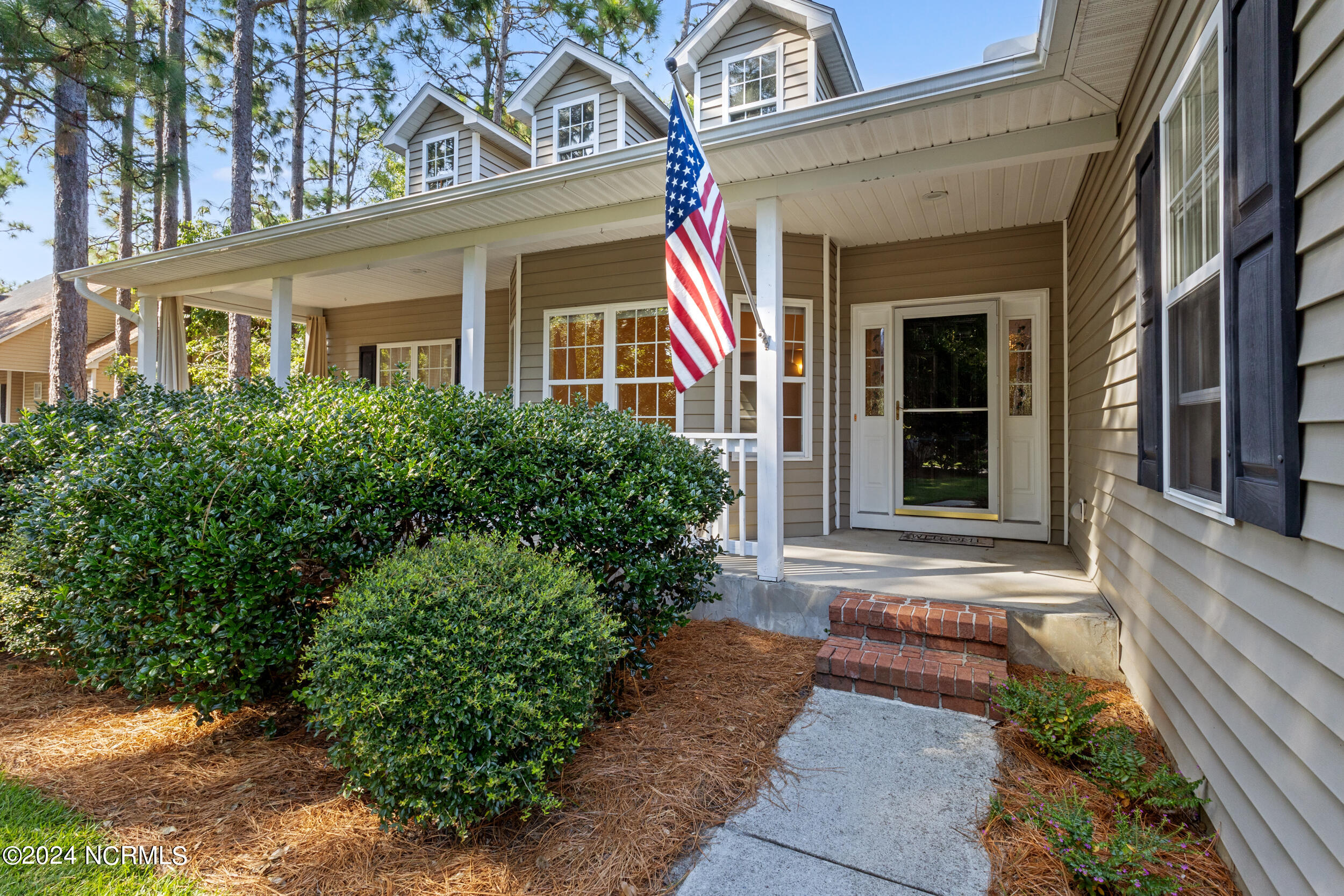 505 Okeechobee Road Wilmington, NC 28412 - Photo 4 of 43 4_img_7432