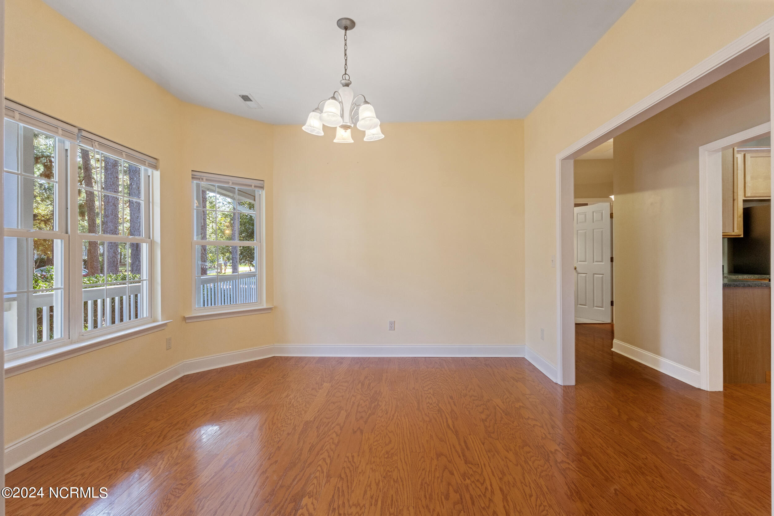 505 Okeechobee Road Wilmington, NC 28412 - Photo 9 of 43 9_img_7528