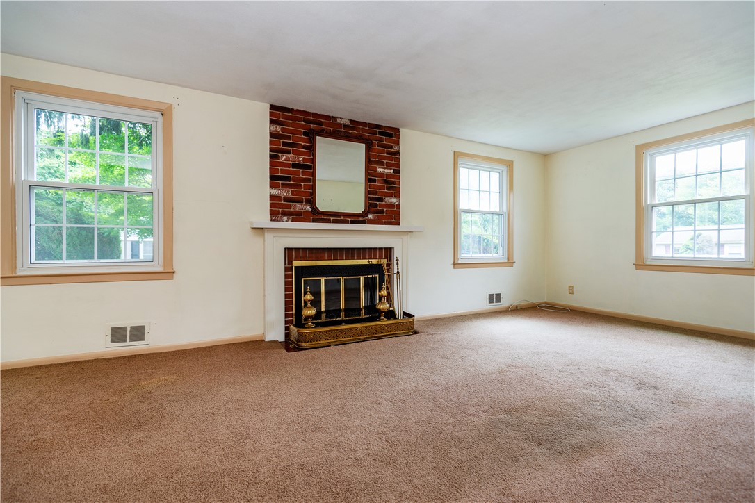69 Douglas Road Warwick, RI 02886 - Photo 27 of 50