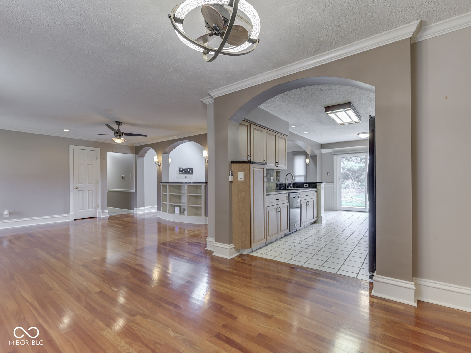 1818 Winding Ridge Avenue Indianapolis, IN 46217 - Photo 12 of 45