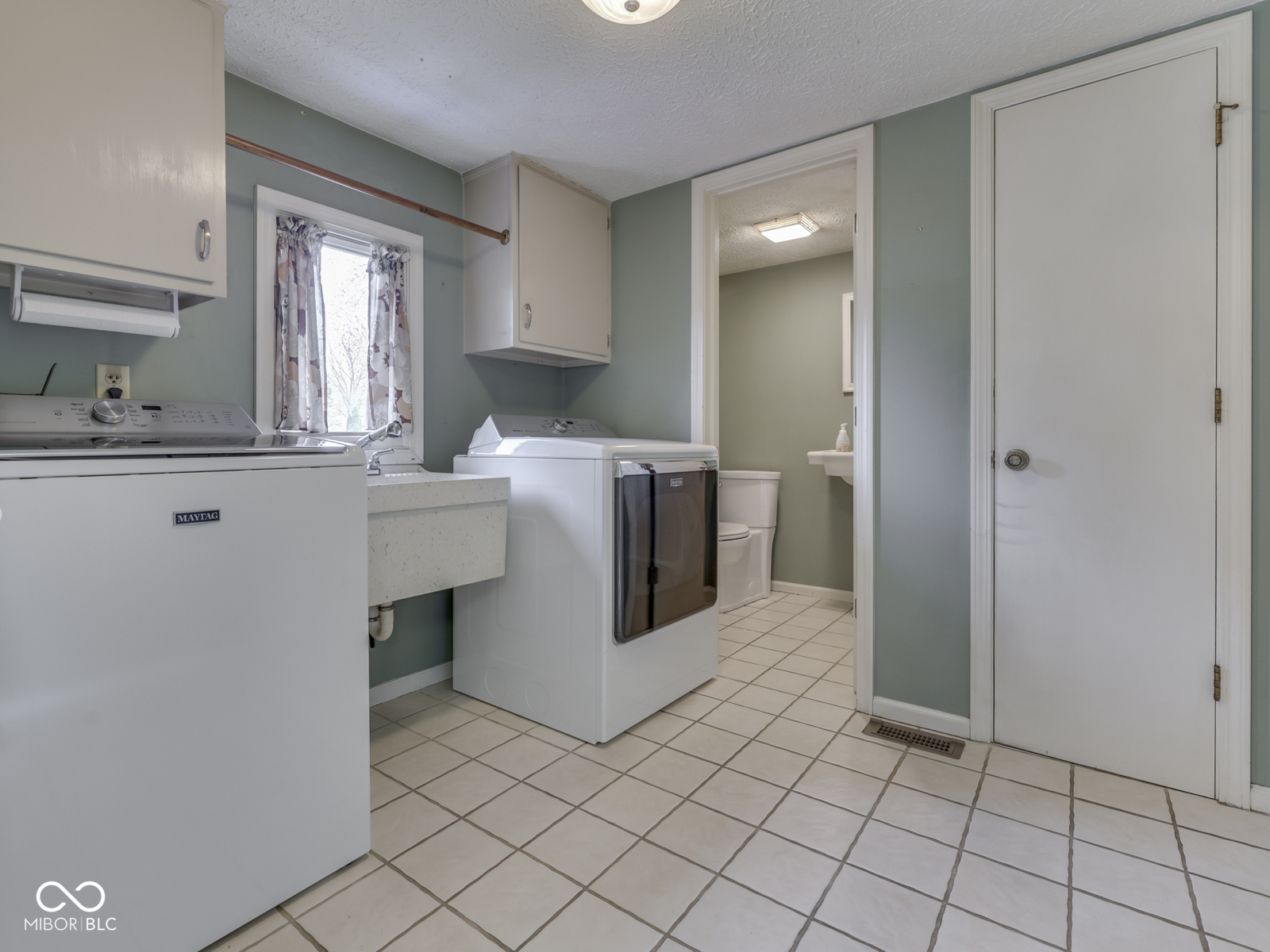 1818 Winding Ridge Avenue Indianapolis, IN 46217 - Photo 25 of 45