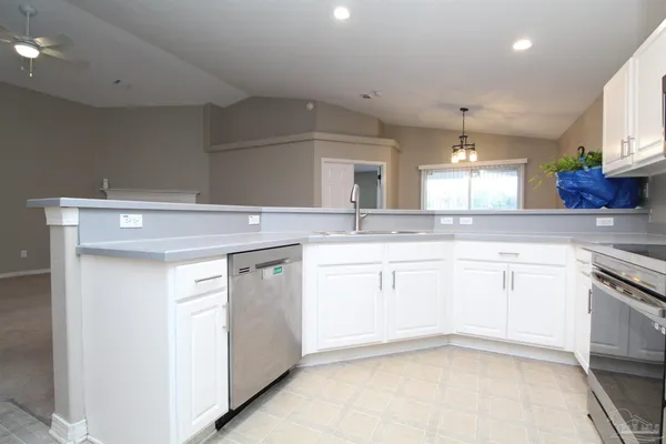 $1,875 | 4119 Spinnaker Place, Pensacola, FL 32507