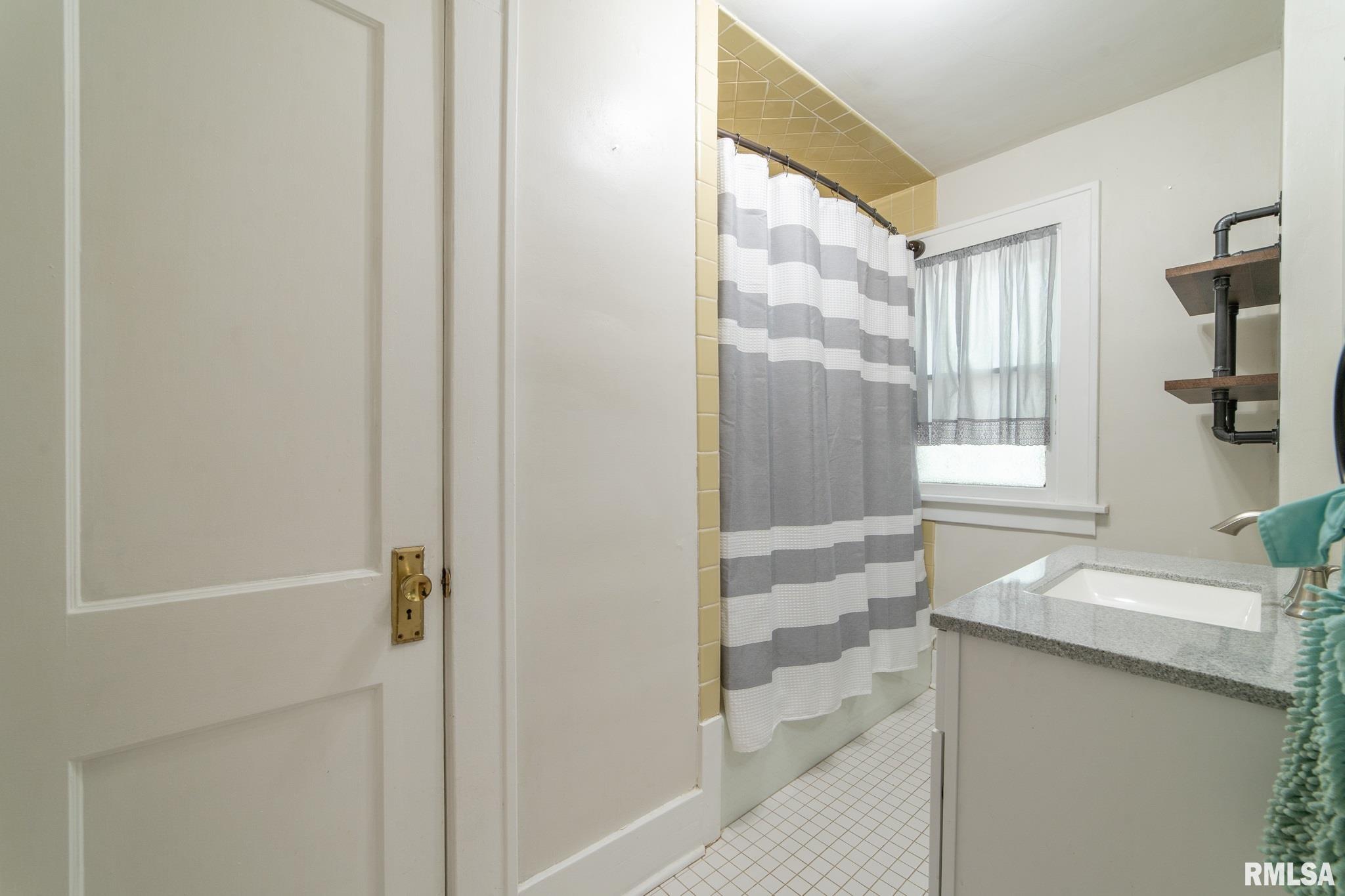 1041 West Edwards Street Springfield, IL 62704 - Photo 13 of 22
