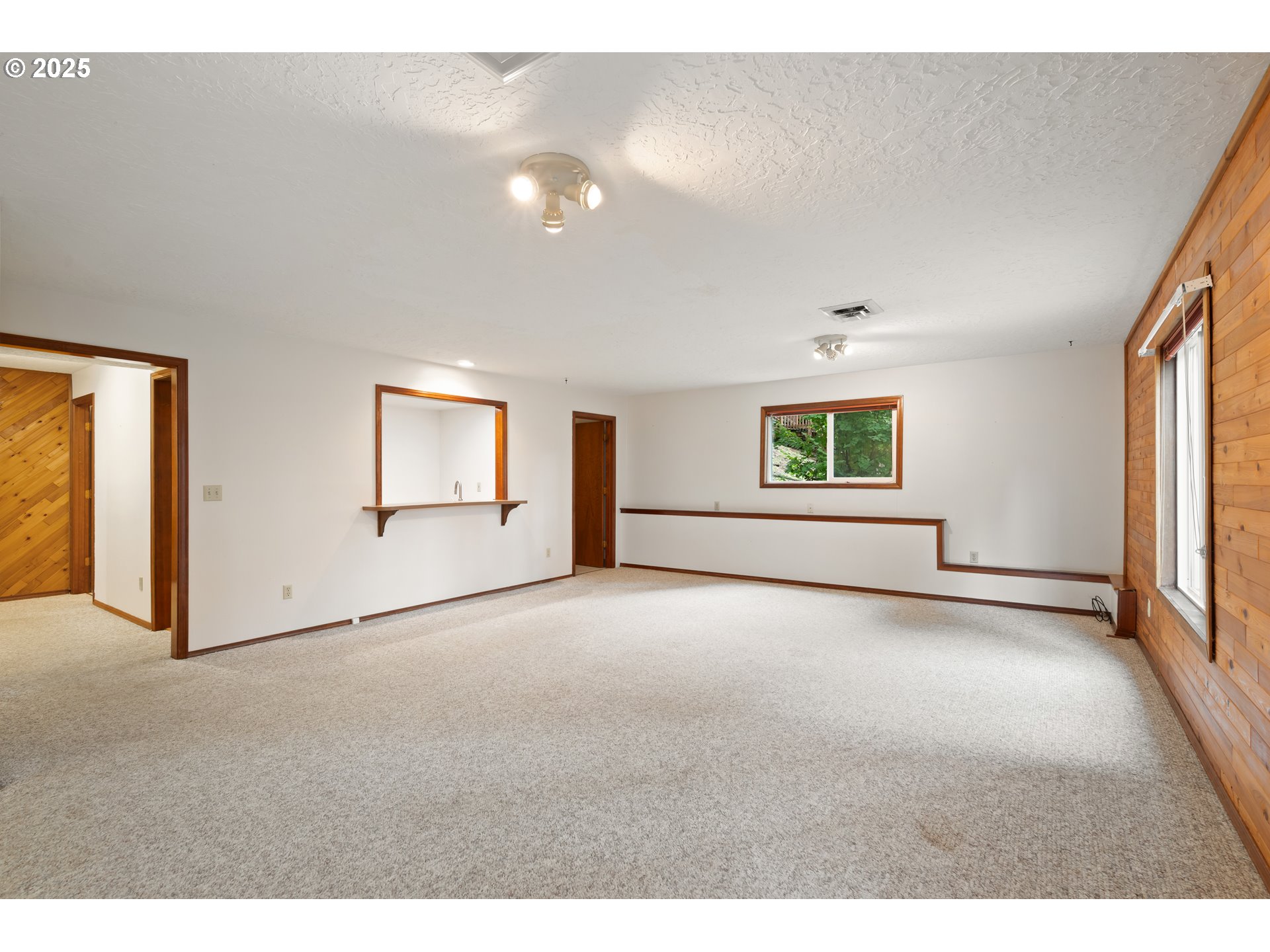 4415 Poplar Way Longview, WA 98632 - Photo 16 of 35