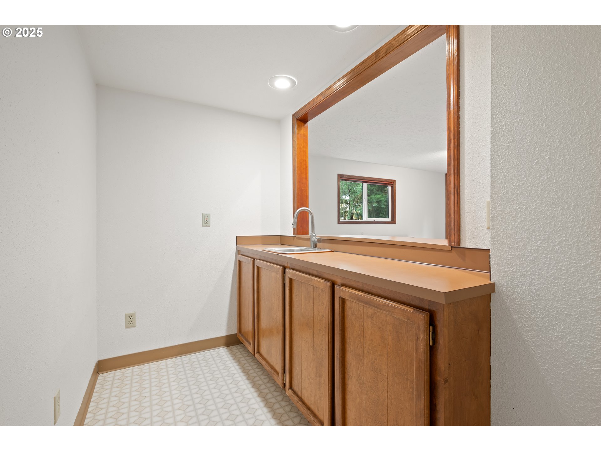 4415 Poplar Way Longview, WA 98632 - Photo 19 of 35