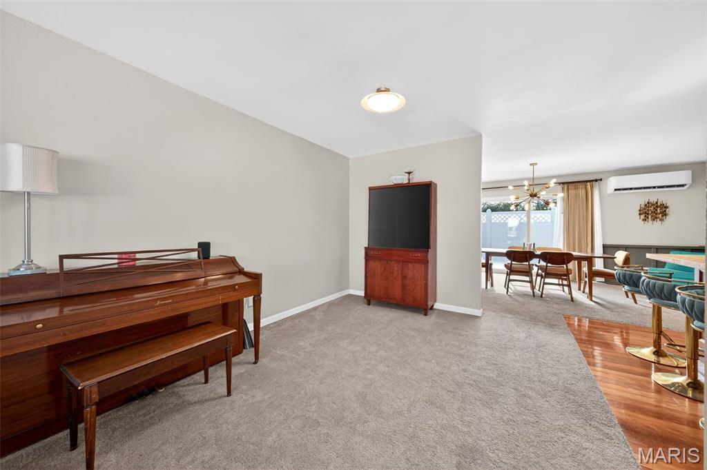 5576 Viewpoint Lane St. Louis, MO 63128 - Photo 18 of 49