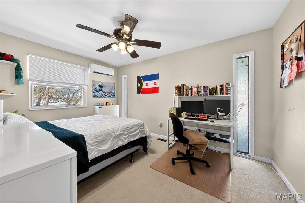 5576 Viewpoint Lane St. Louis, MO 63128 - Photo 22 of 49