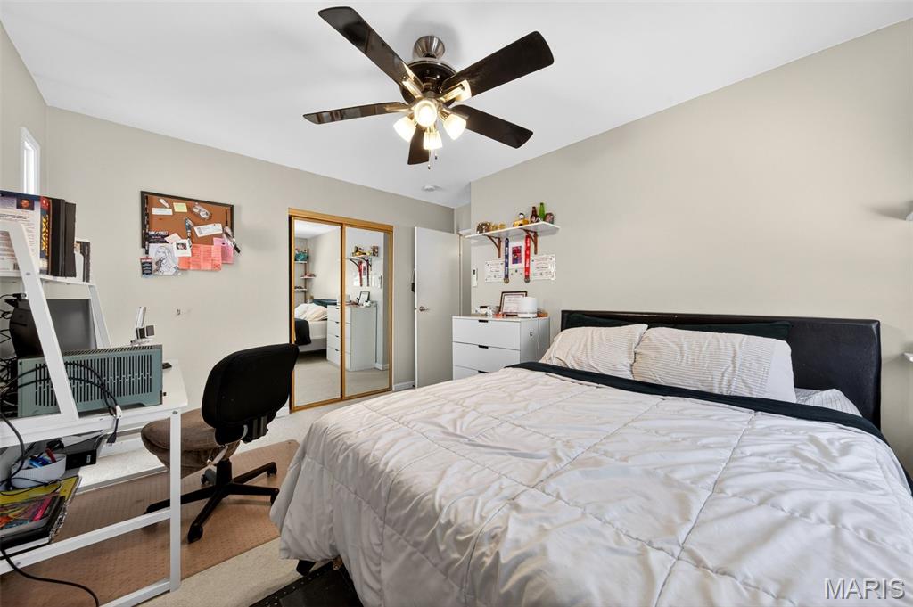 5576 Viewpoint Lane St. Louis, MO 63128 - Photo 23 of 49