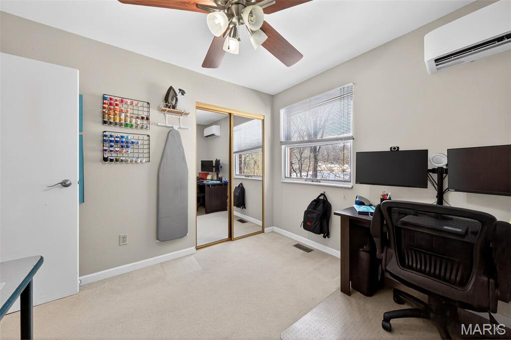 5576 Viewpoint Lane St. Louis, MO 63128 - Photo 25 of 49