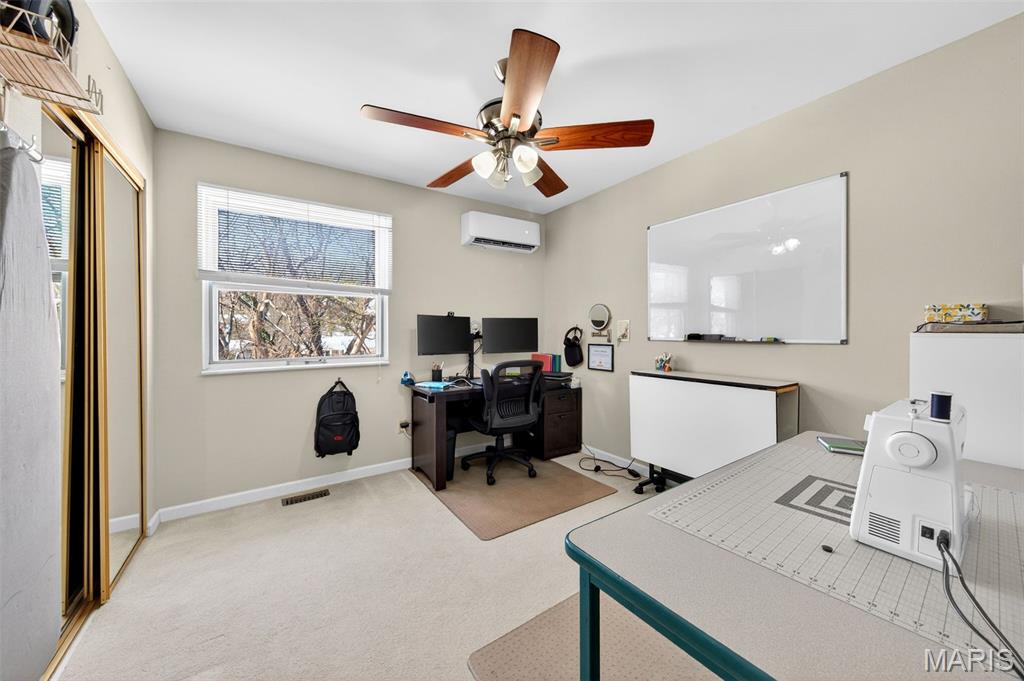 5576 Viewpoint Lane St. Louis, MO 63128 - Photo 26 of 49