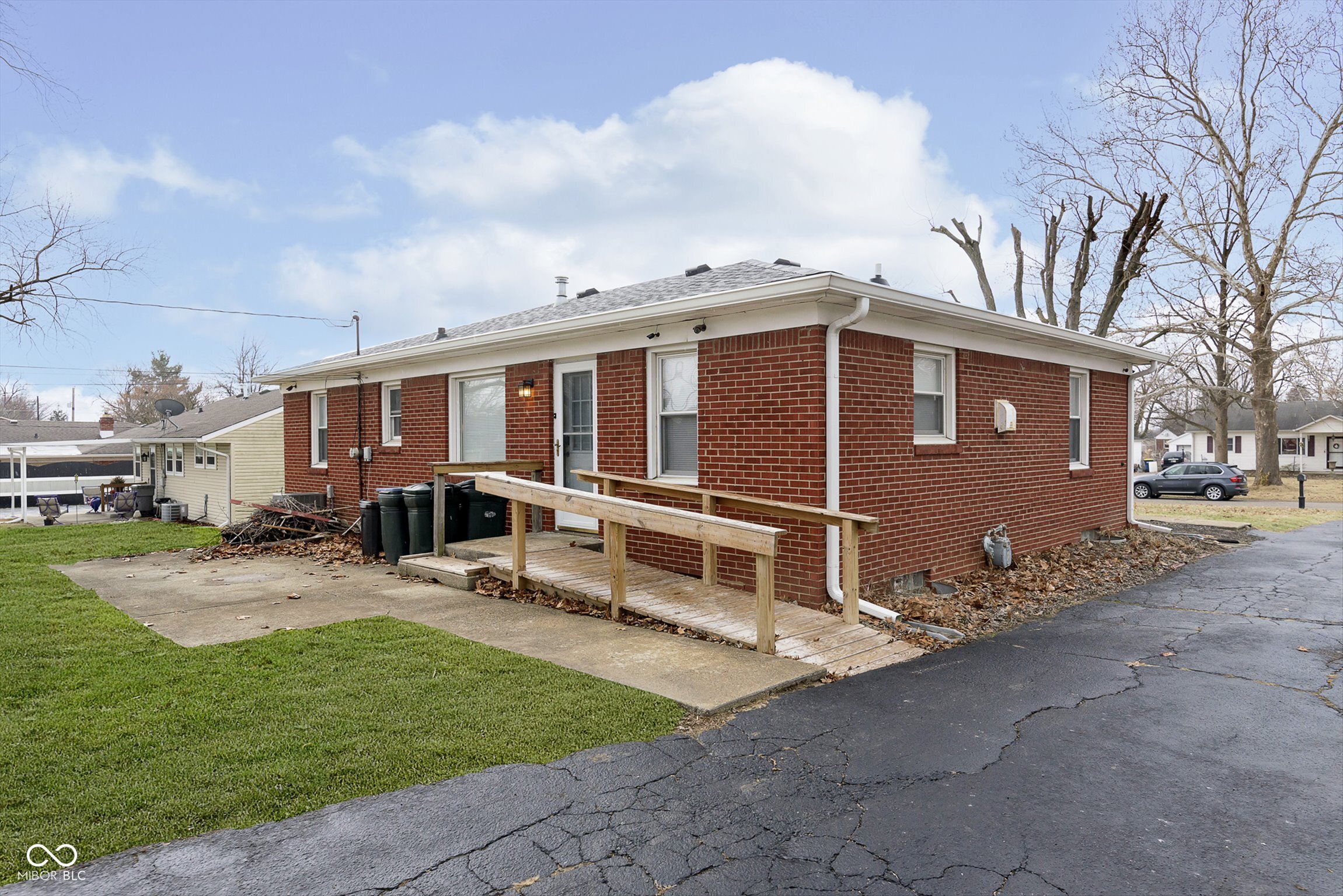 1215 North Shortridge Road Indianapolis, IN 46219 - Photo 22 of 27 Gallery Image 22