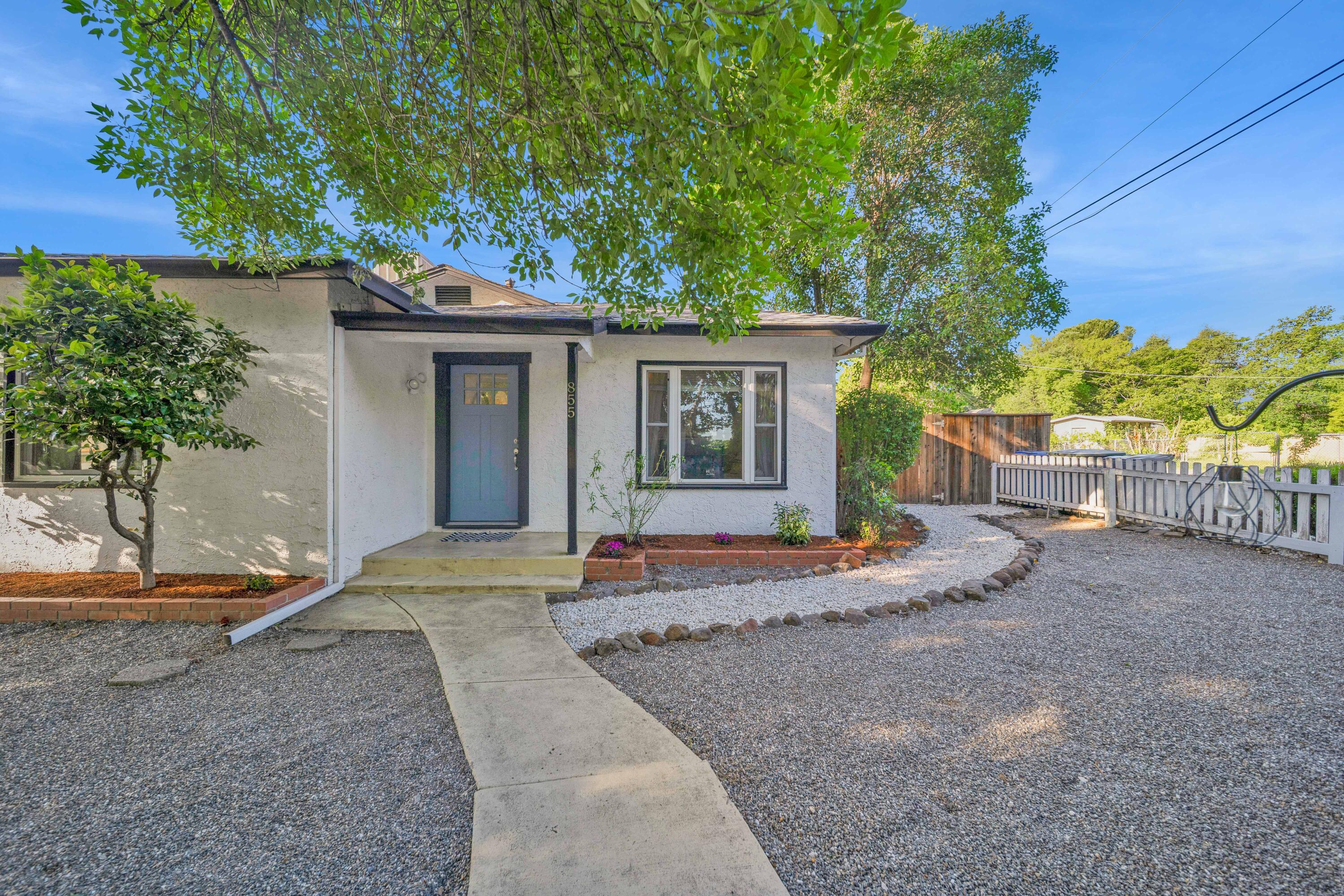 855 State Street Redding, CA 96001 - Photo 2 of 42 Redding-Real-Estate-Photography-41