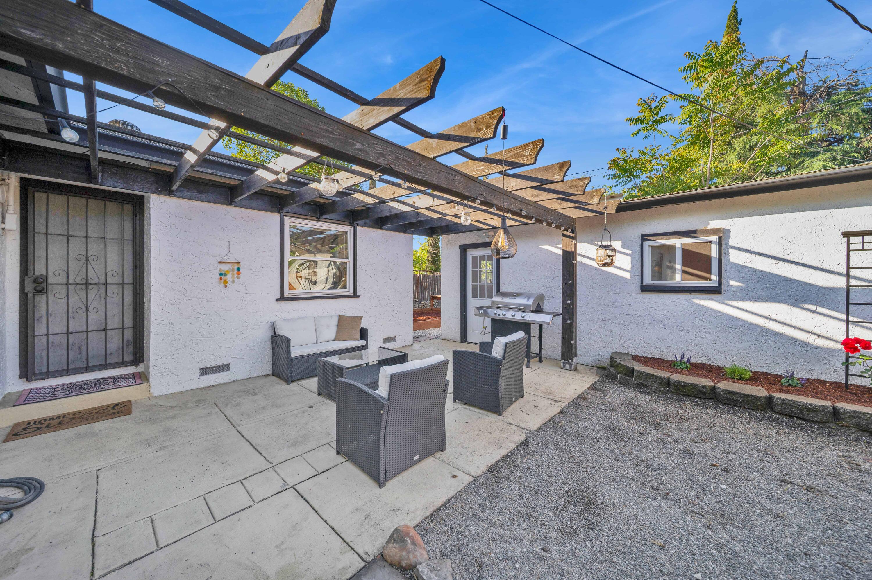 855 State Street Redding, CA 96001 - Photo 30 of 42 Redding-Real-Estate-Photography-34