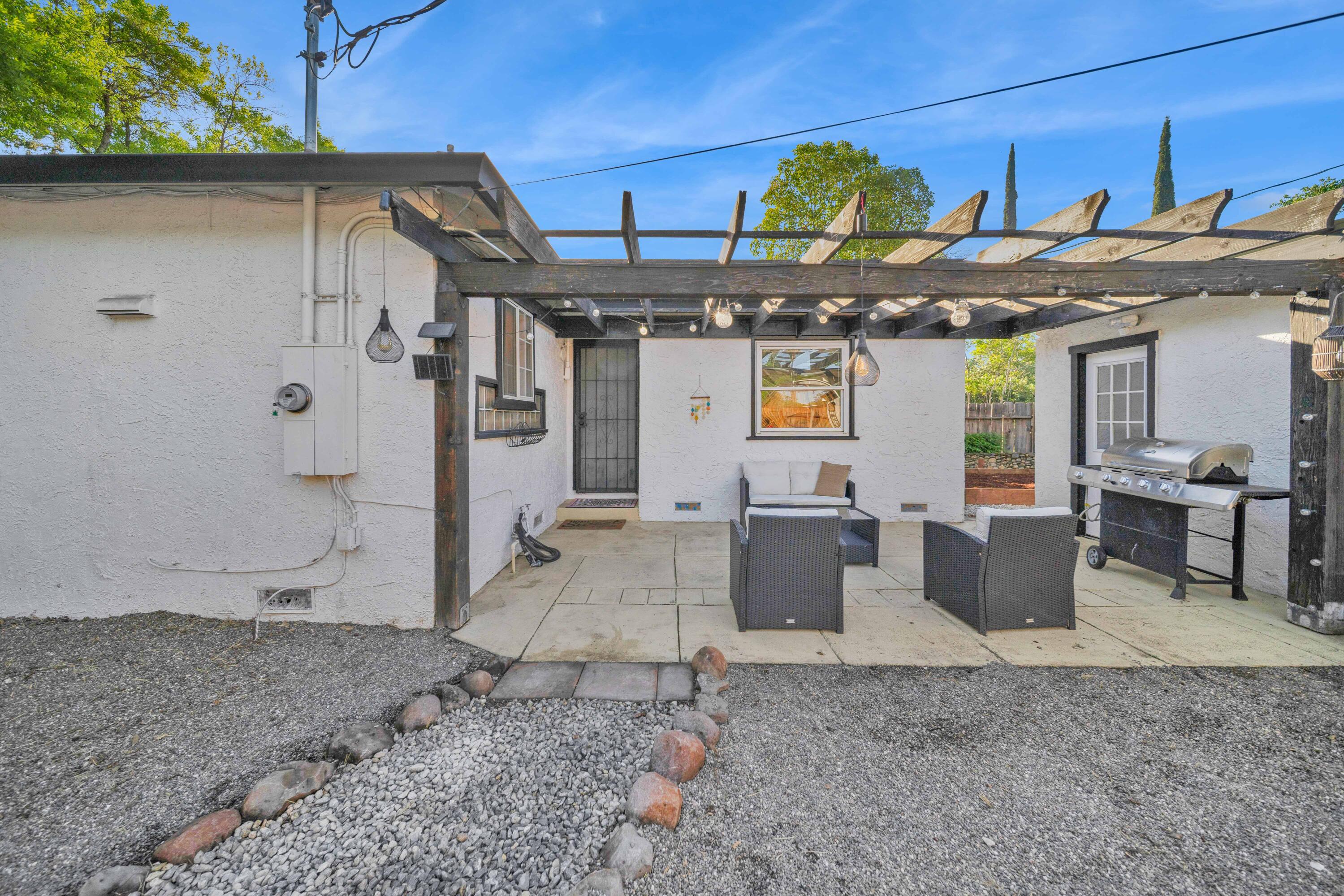 855 State Street Redding, CA 96001 - Photo 6 of 42 Redding-Real-Estate-Photography-38