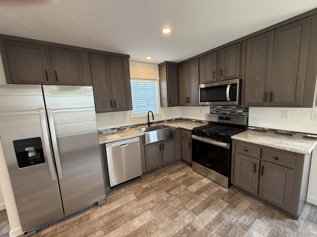 200 North Street Danvers, MA 01923 - Photo 3 of 16