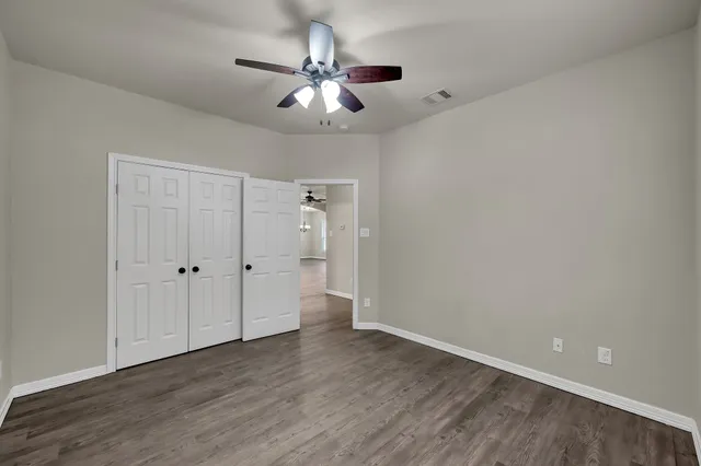 $2,100 | 3429 Nottingham Lane, Montgomery, TX 77356