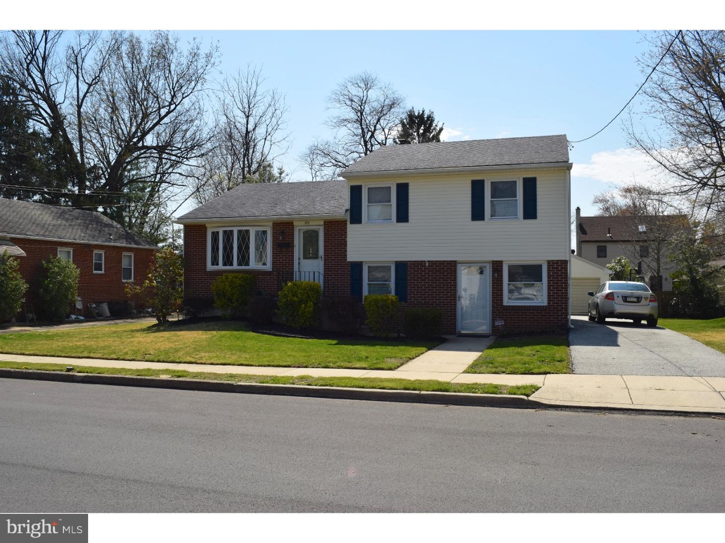 317 Ridley Avenue Folsom, PA 19033 - Photo 1 of 25 Gallery Image 1