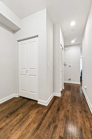 $275,000 | 3904 North Wolcott Avenue, Unit 2, Chicago, IL 60613