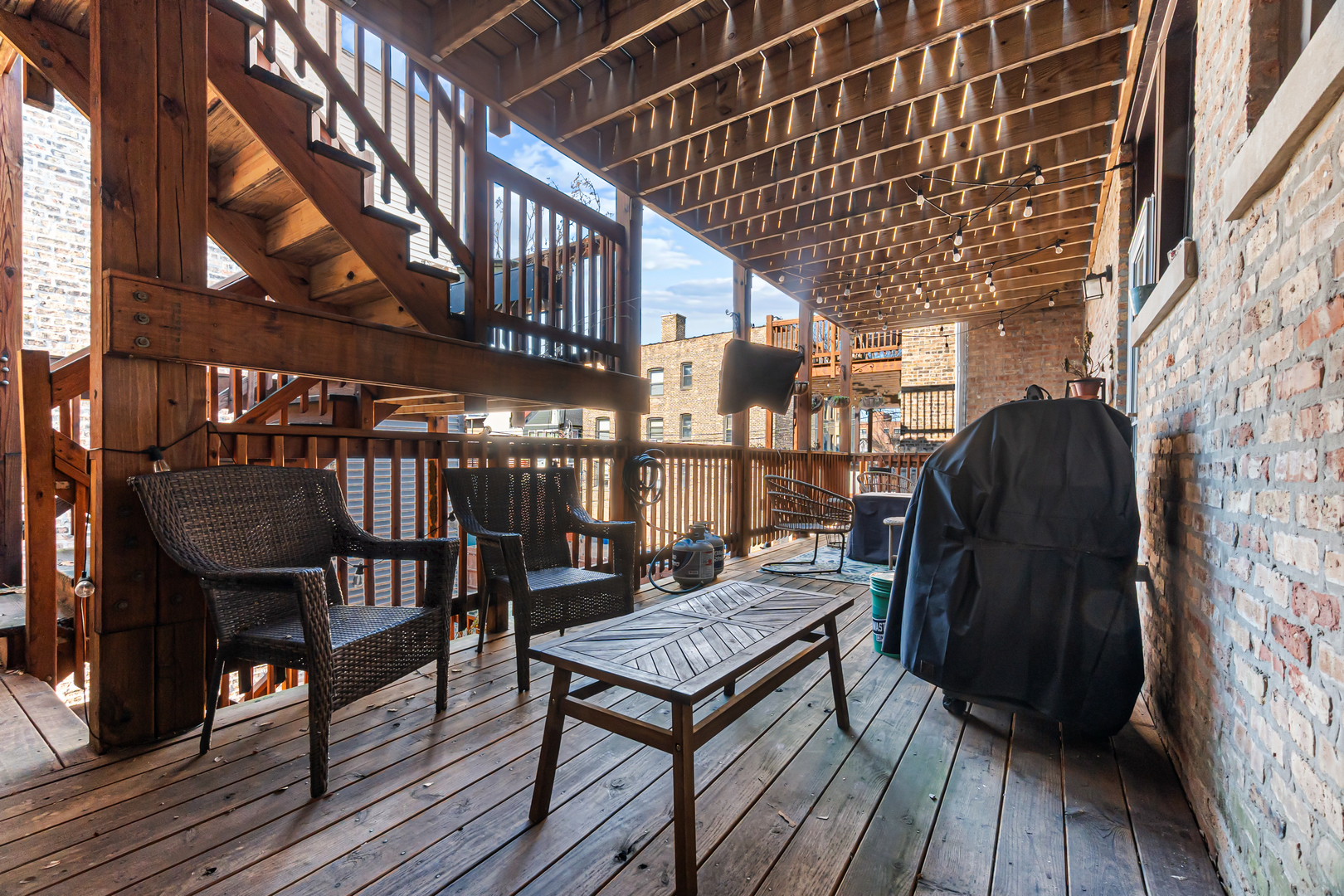 3904 North Wolcott Avenue, Unit 2 Chicago, IL 60613 - Photo 14 of 15