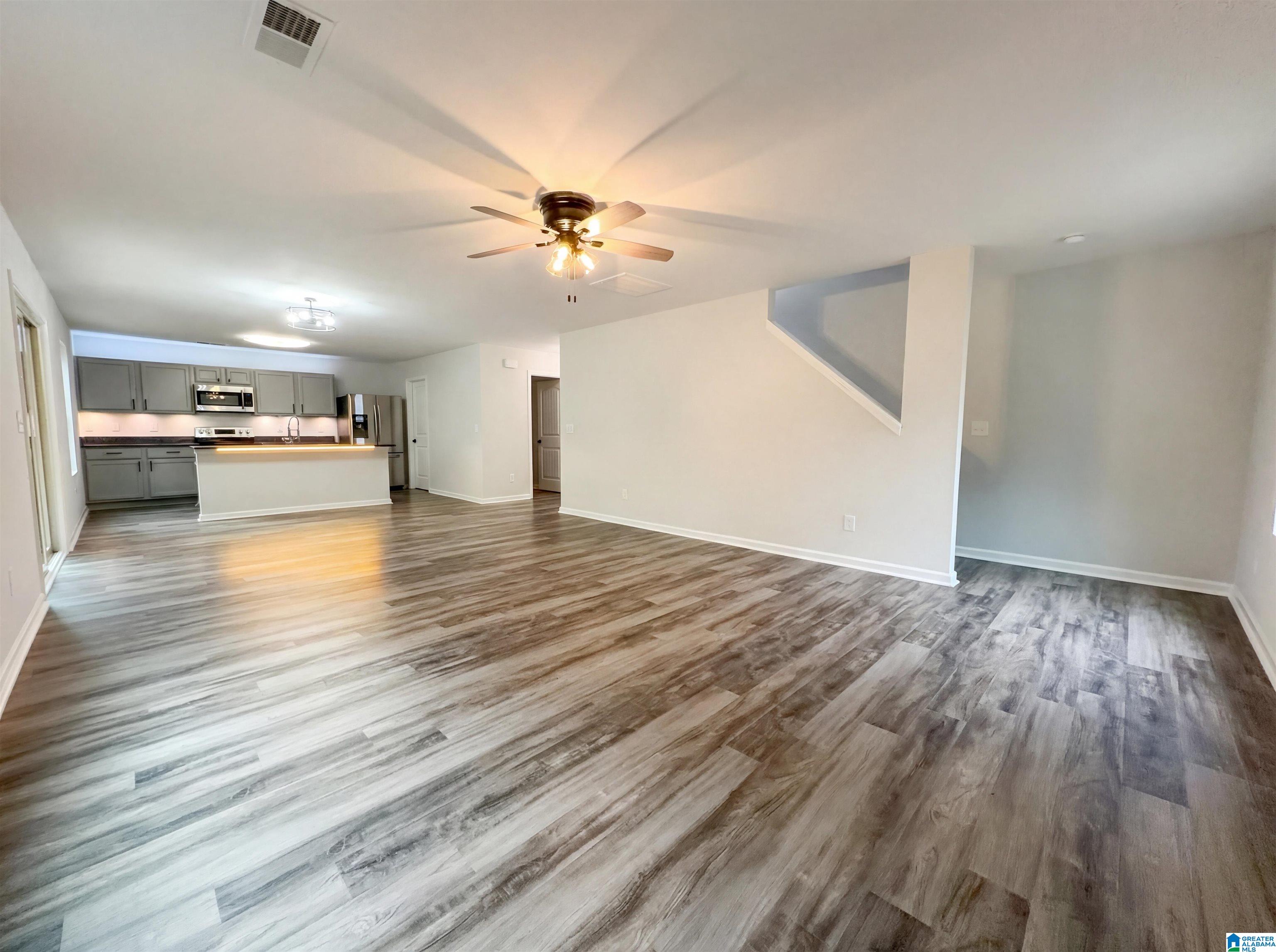 253 Addison Drive Calera, AL 35040 - Photo 3 of 18