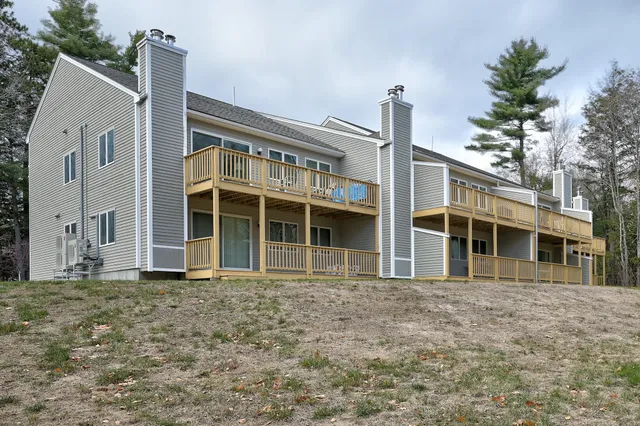 $2,400 | 23 Northbrook Circle, Unit 27D, Conway, NH 03860