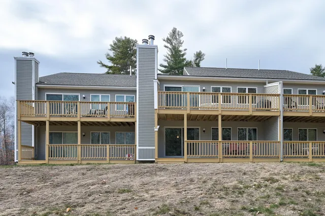$2,400 | 23 Northbrook Circle, Unit 27D, Conway, NH 03860
