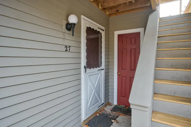 $2,400 | 23 Northbrook Circle, Unit 27D, Conway, NH 03860