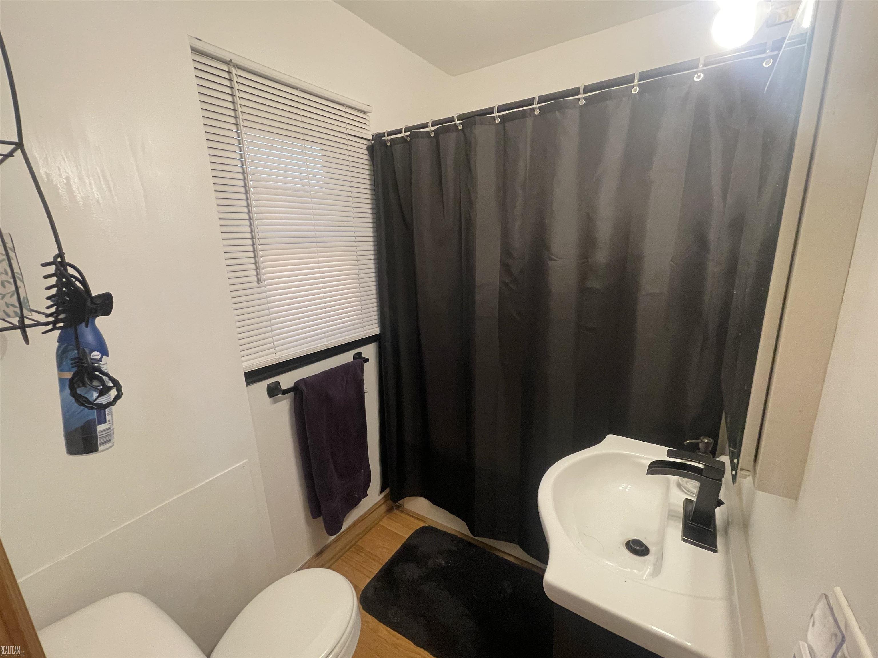 44065 Ecorse Road Belleville, MI 48111 - Photo 13 of 16 50104331-12.JPG